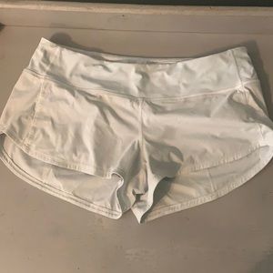 White lululemon shorts